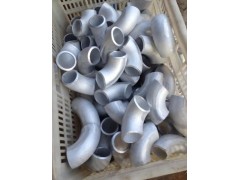 我廠專業(yè)生產(chǎn)合金彎頭，型號齊全，價(jià)格優(yōu)質(zhì)！