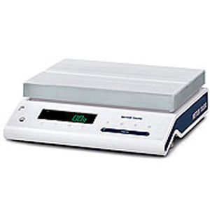 ME802電子天平，820g，0.01g